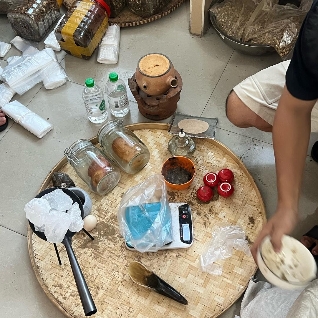 突出方面有一手