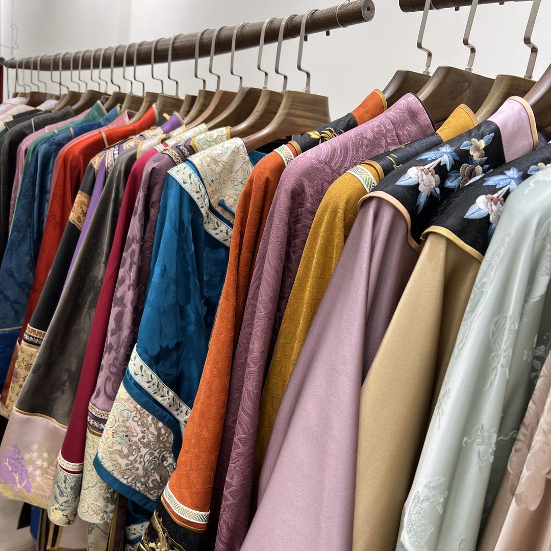 蜀锦香云纱布料团