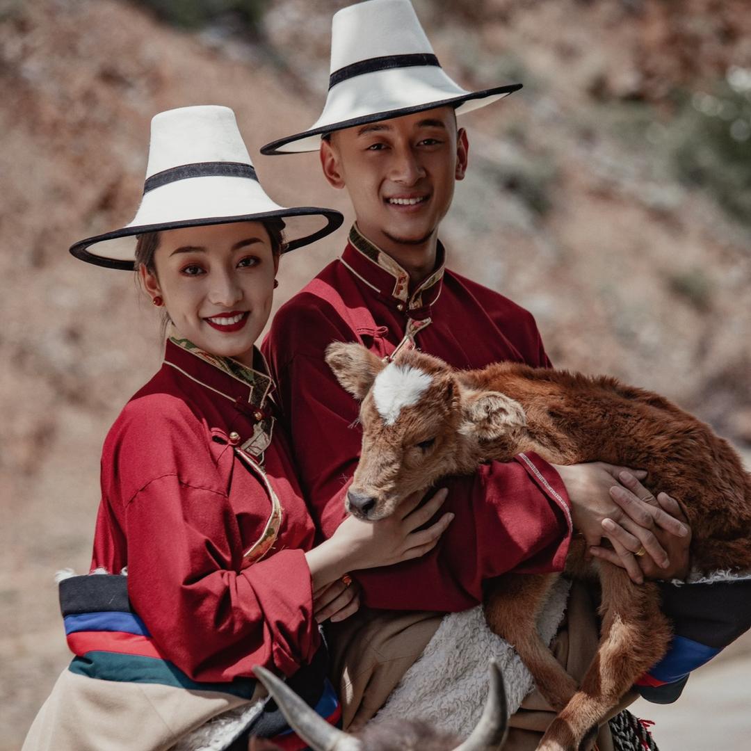 宗巴雅姆婚纱摄影