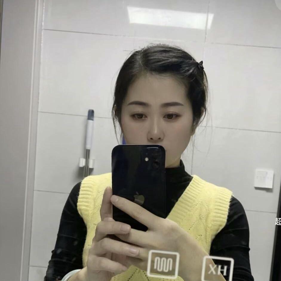 小张小张落落大方