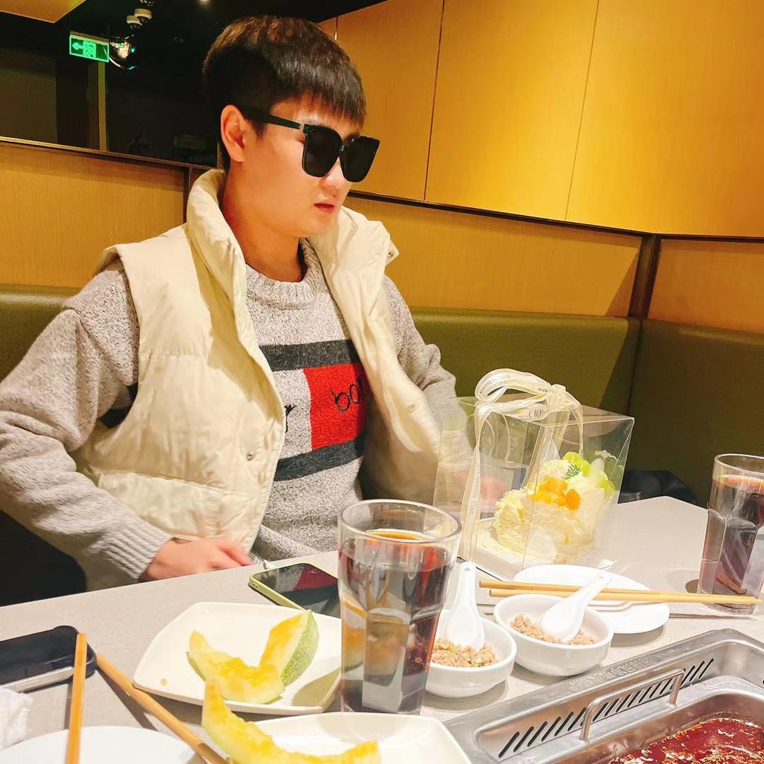 李俊熙很ok（博爱年度赛最拉主播）