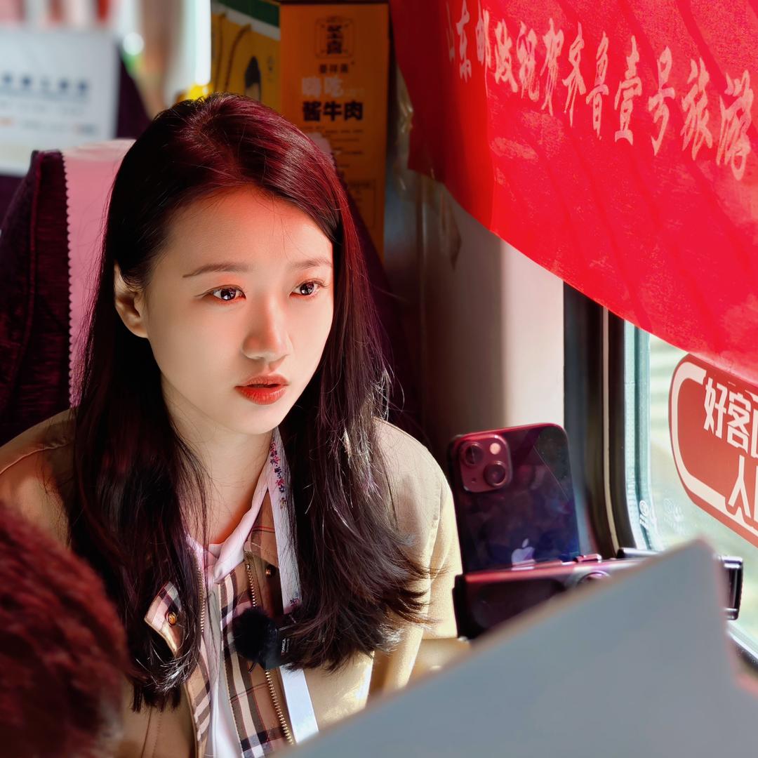 懂点集邮的阿璐姐姐