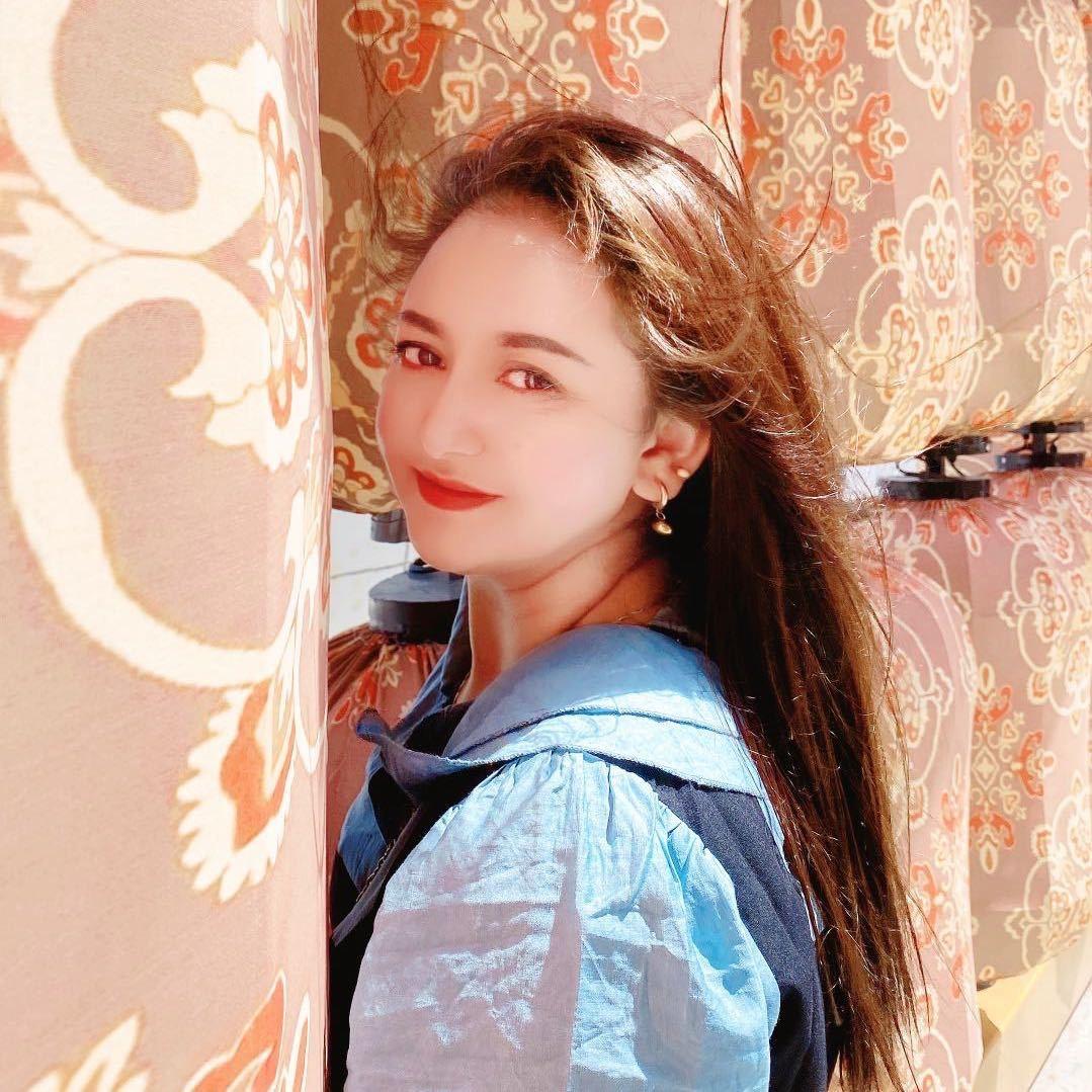 牧游晓麦