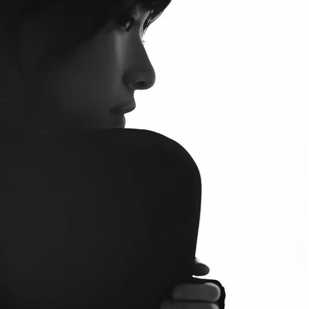 L  .