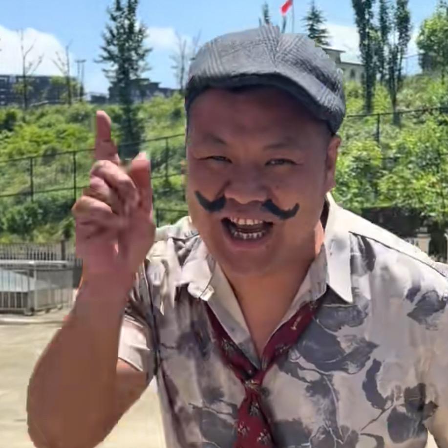 鹏臣二手车 莽哥