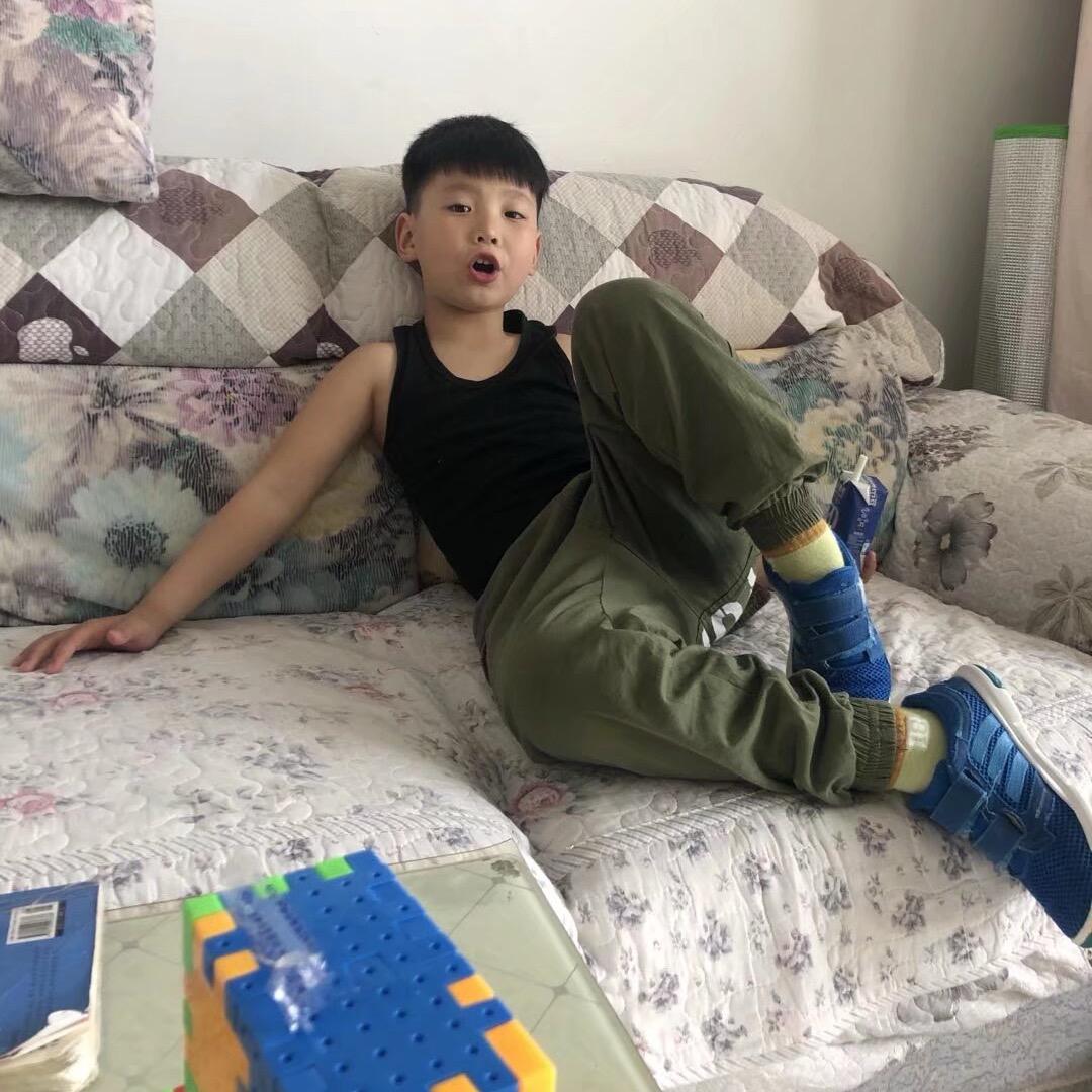 非凡