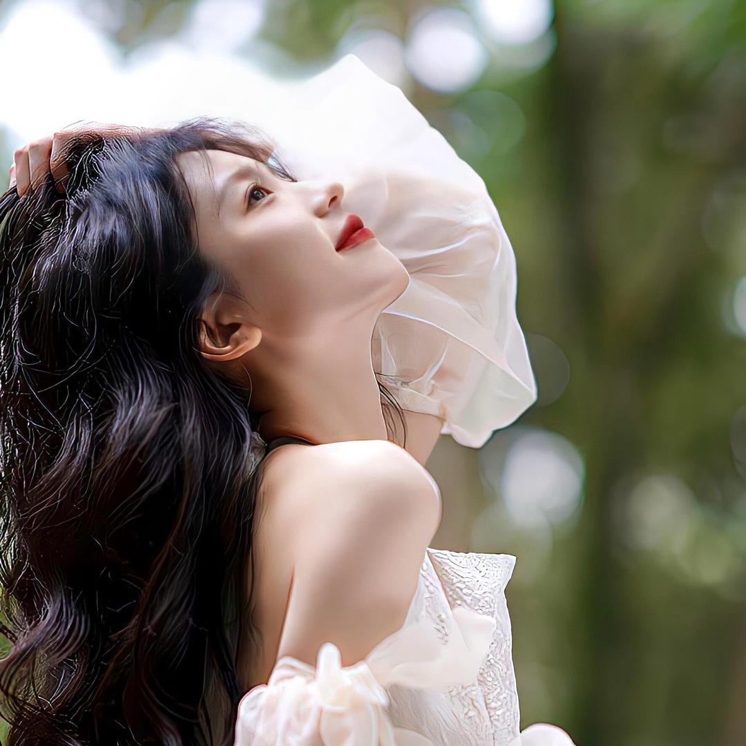 小静 ✿҉͜