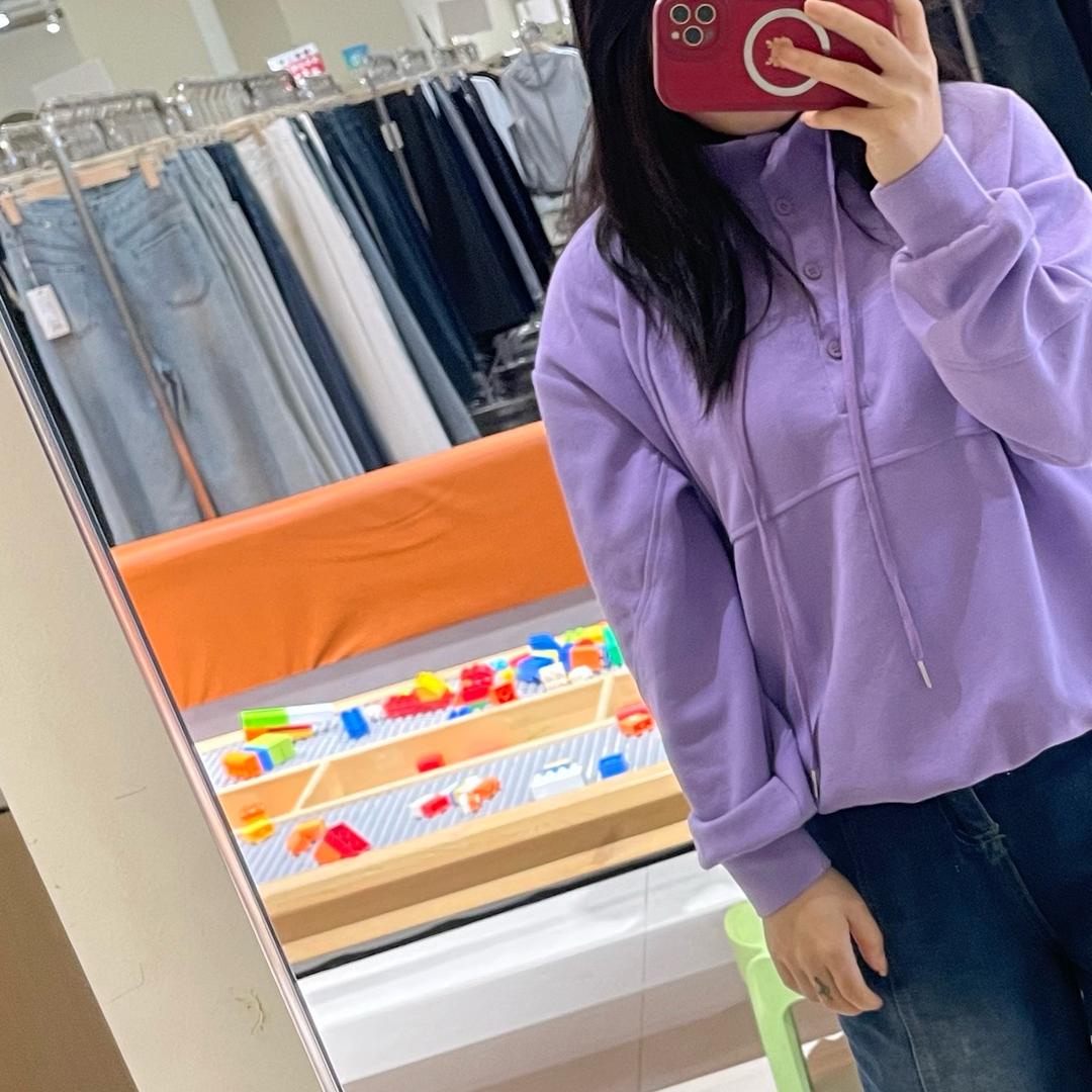 张玲  🤨