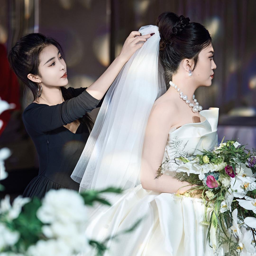 在大同爱化妆的晓洁