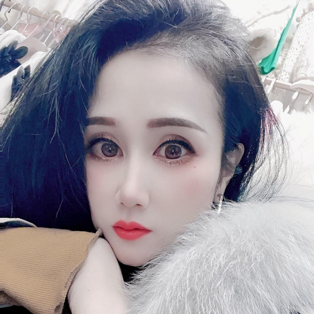 高冷💕女神