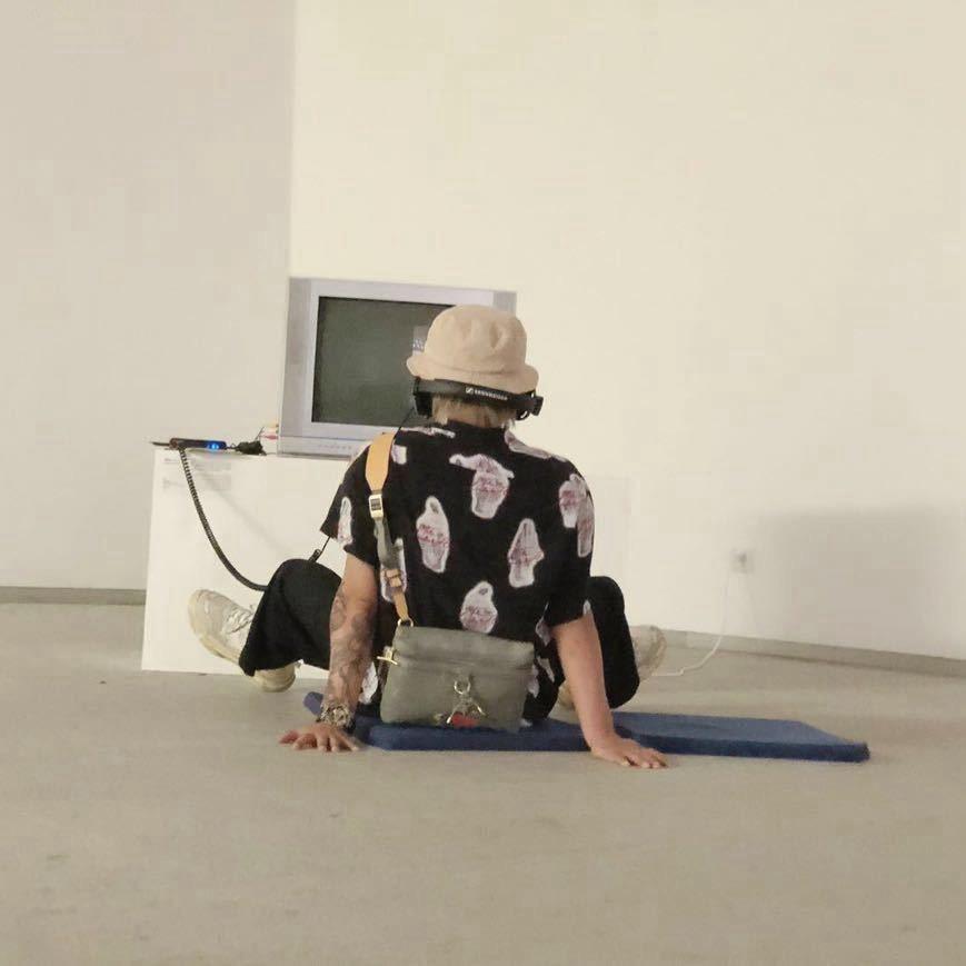 南京小姜里里烫发设计