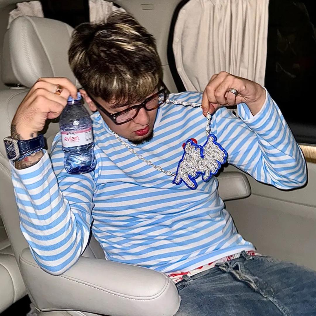 悲伤的过油肉拌面