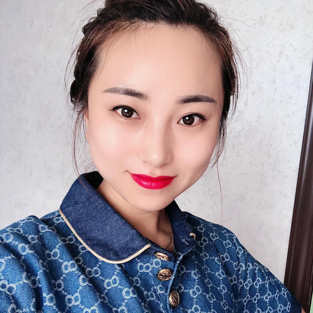 荣姐一家人