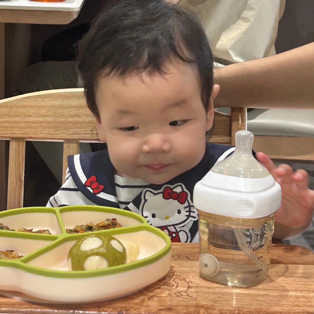 听我说我只喝白开水