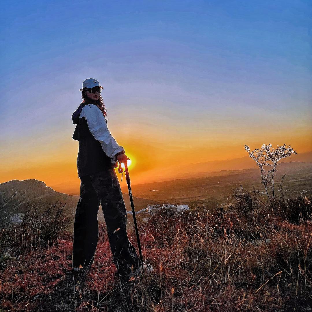 努力中的佳老师