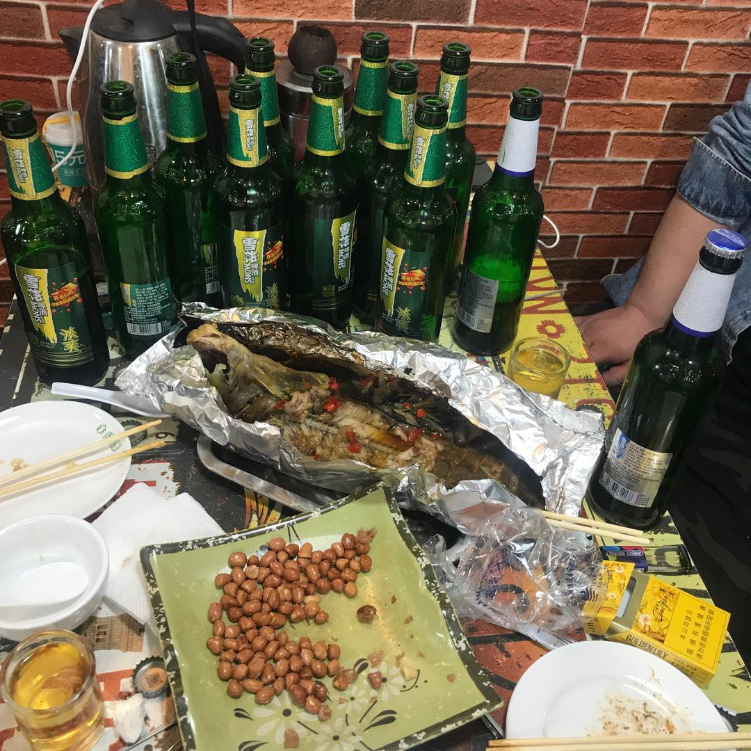 范老二肉串饺子馆