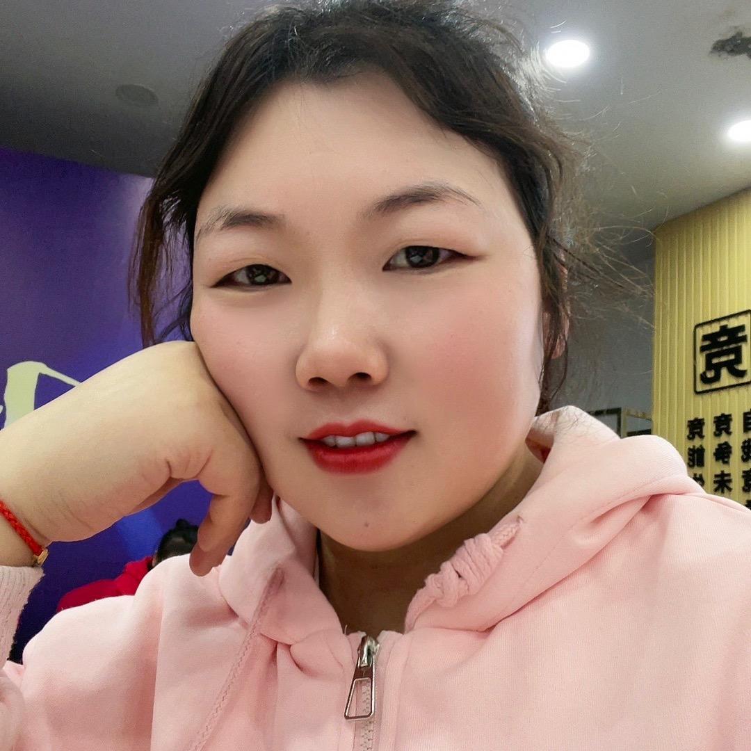 禹州白霜市集二楼男装园园