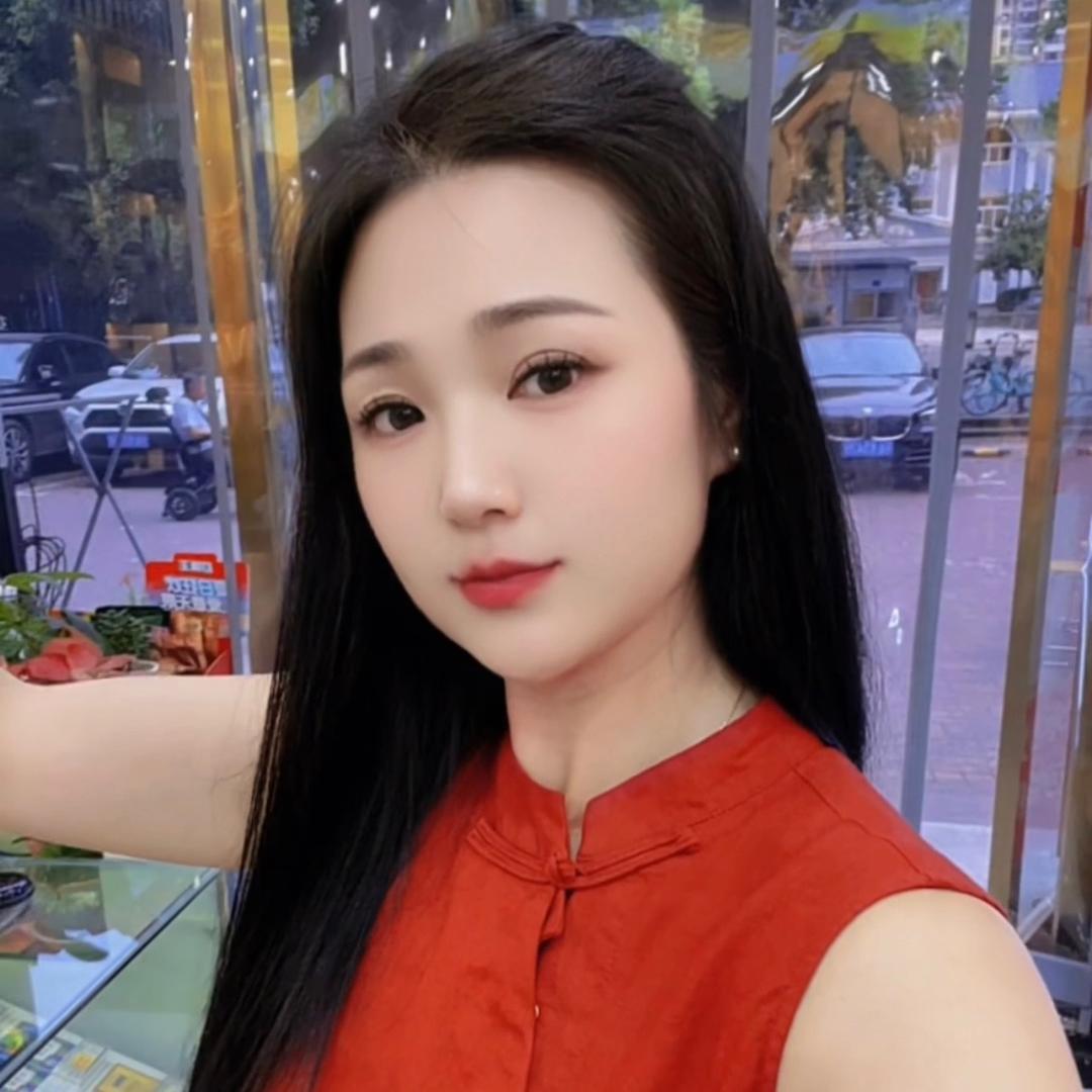 霞霞💋