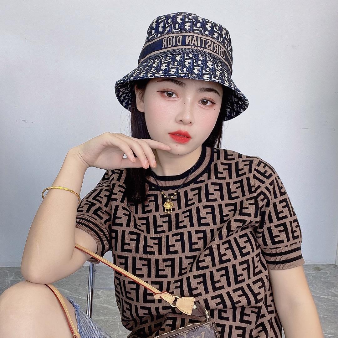 丫丫服饰 👗