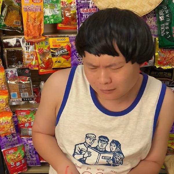 春霞小卖部