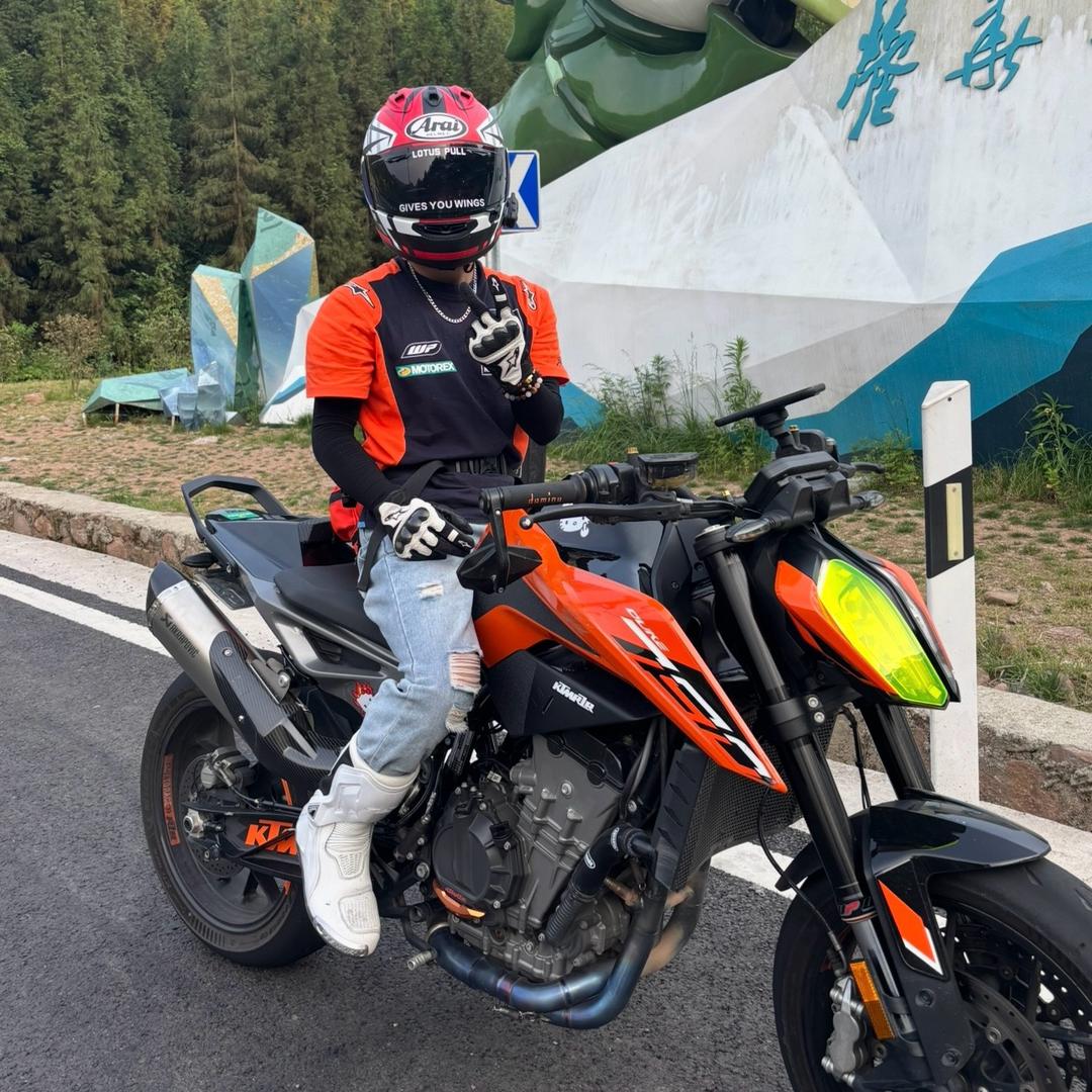 成都机车租赁（杨杰）