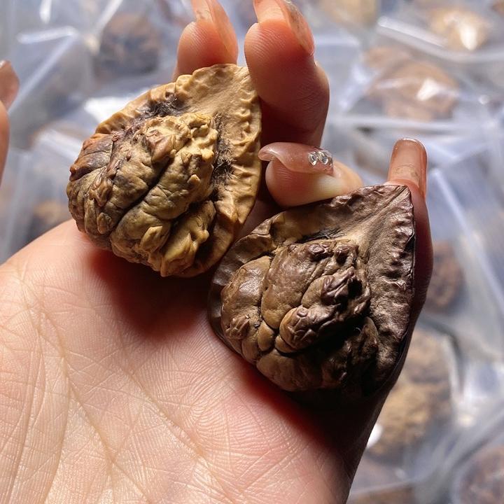 云铁特攻文玩店