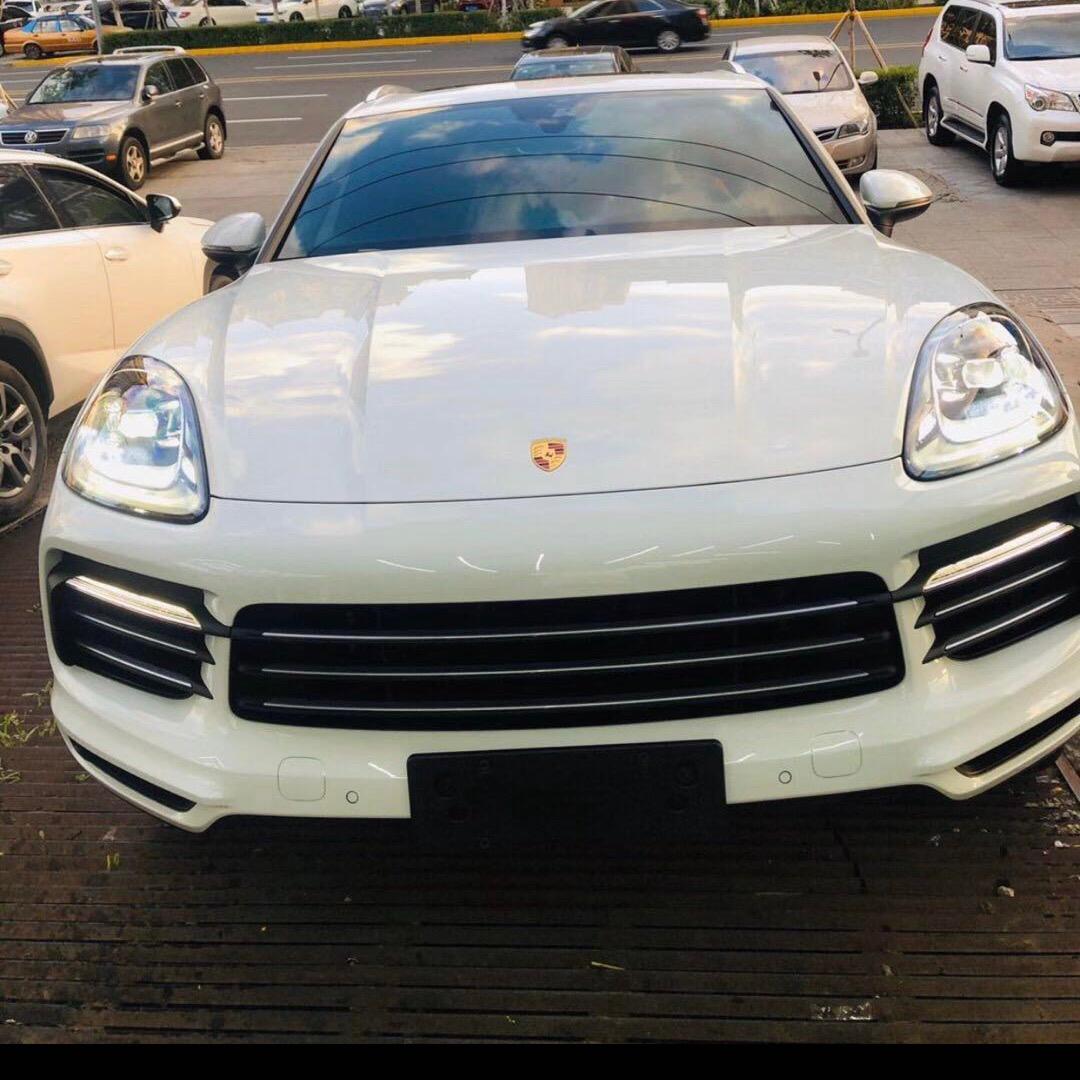 杰森汽车老板娘