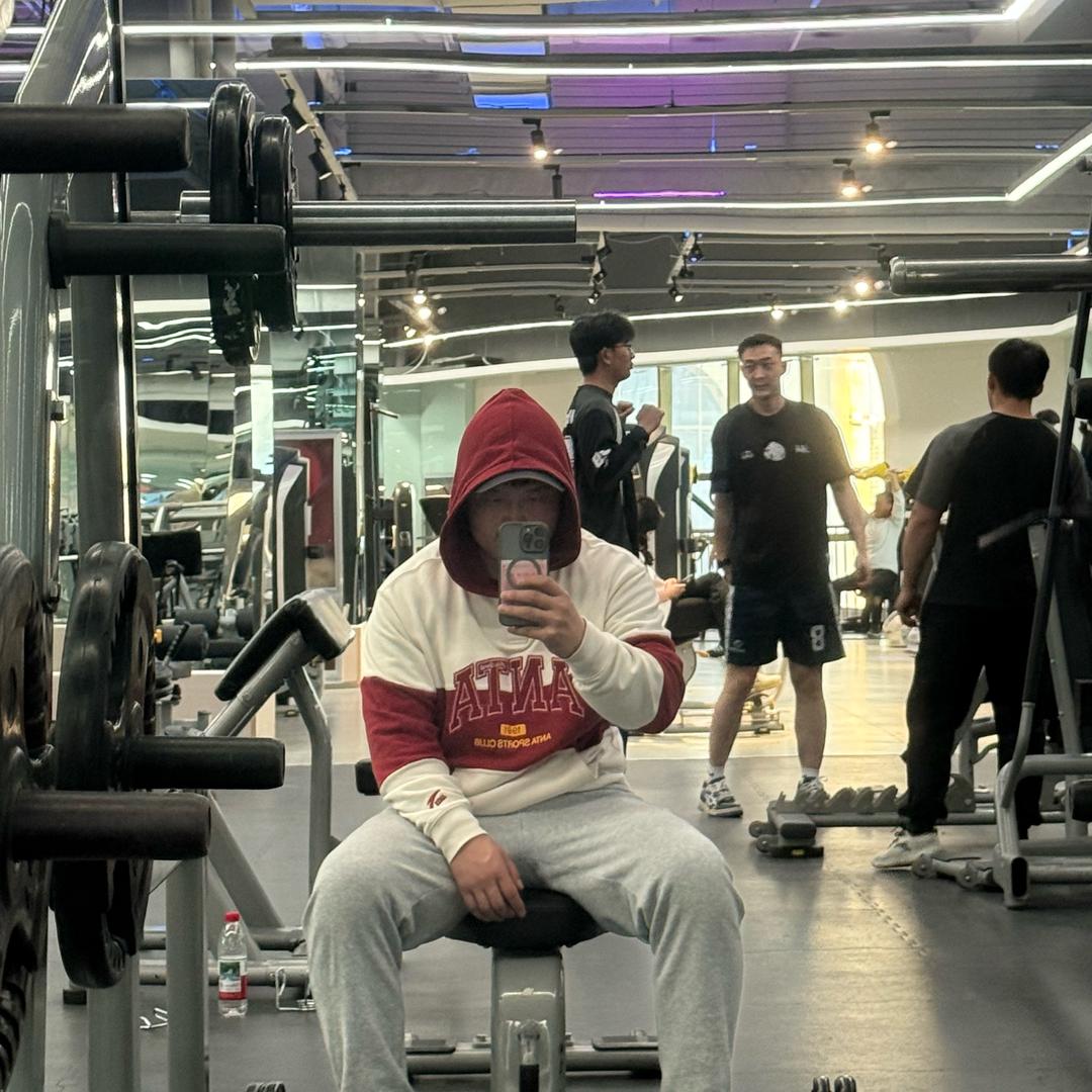 祉祺摔跤🤼‍♀️
