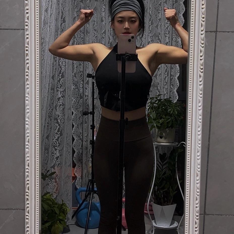 張小姐嗳滑盘（好物都在橱窗）