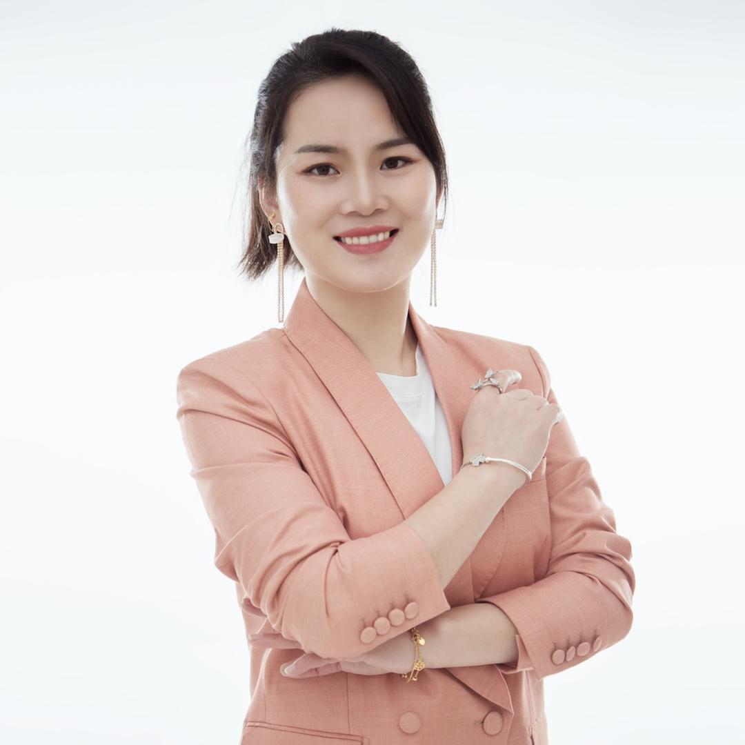 依依姐姐和泡芙妹妹