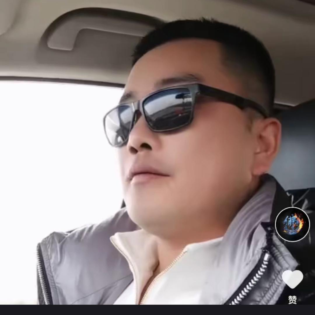 晓亮哥