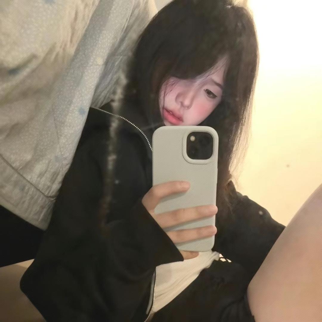 ˃ ˄ ˂̥̥