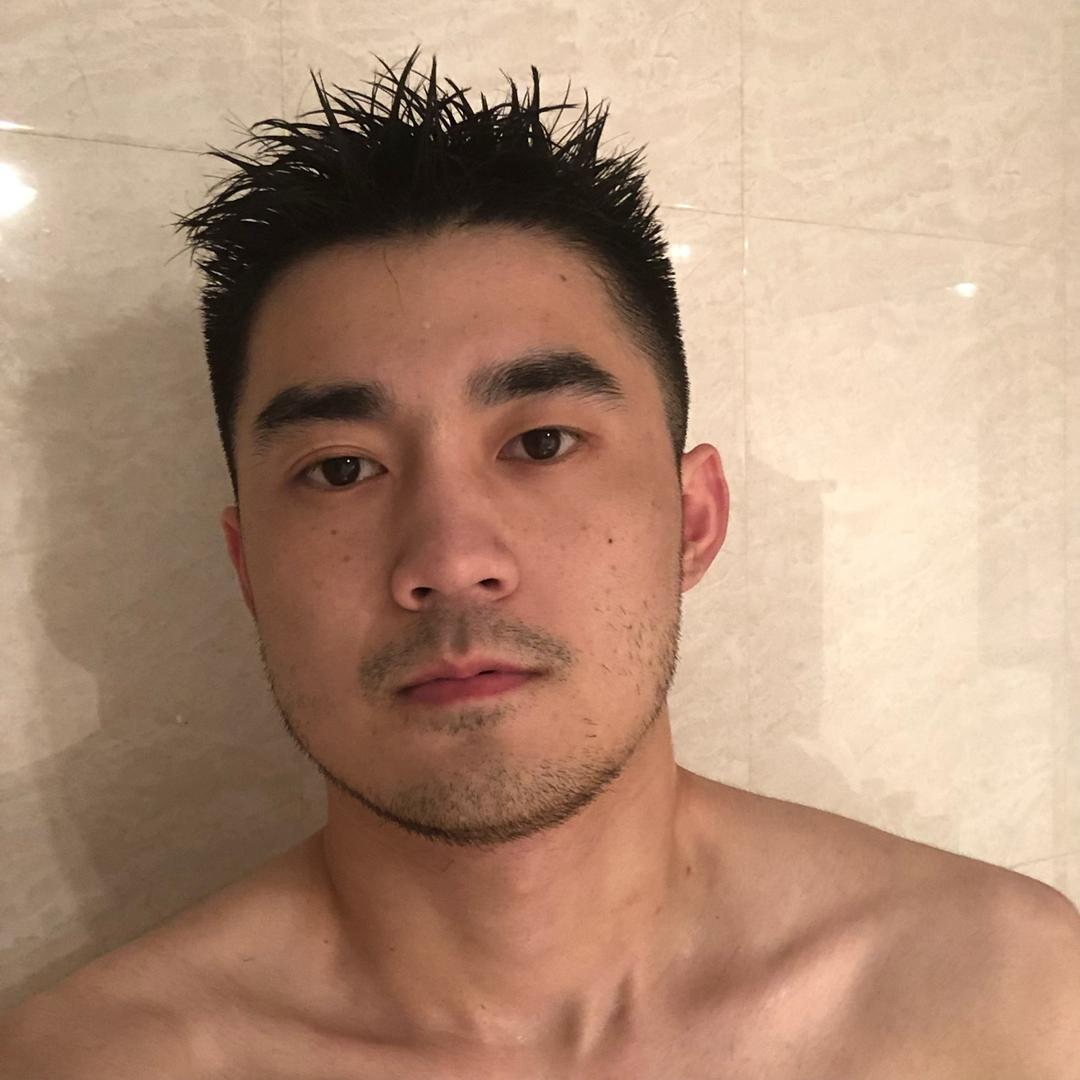 雄四渣