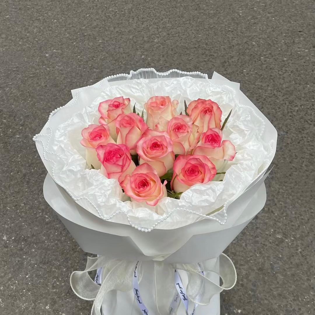 玛曲县花伴鲜花店