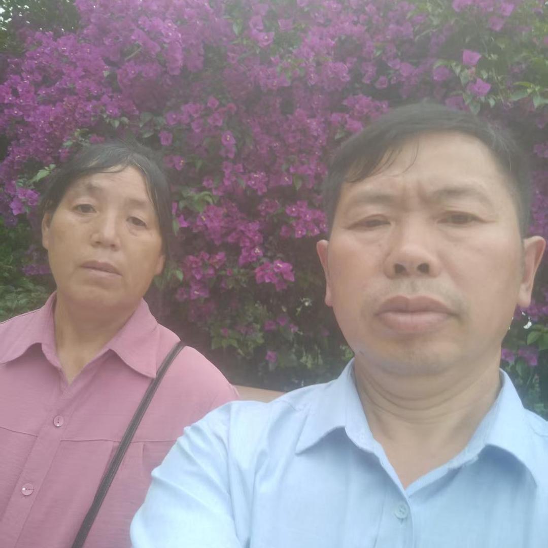 董大师诚心待人