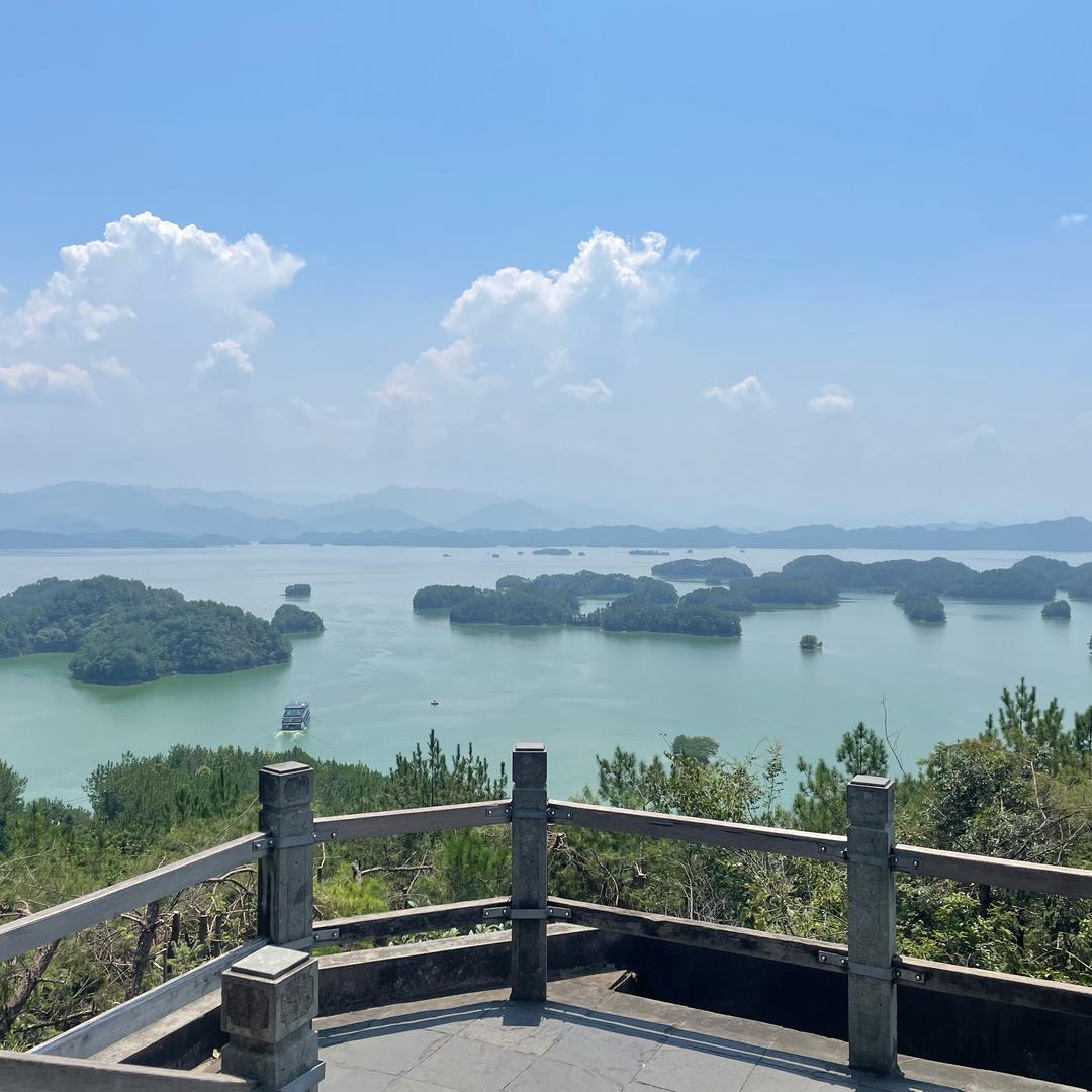 人生如戏，戏如人生