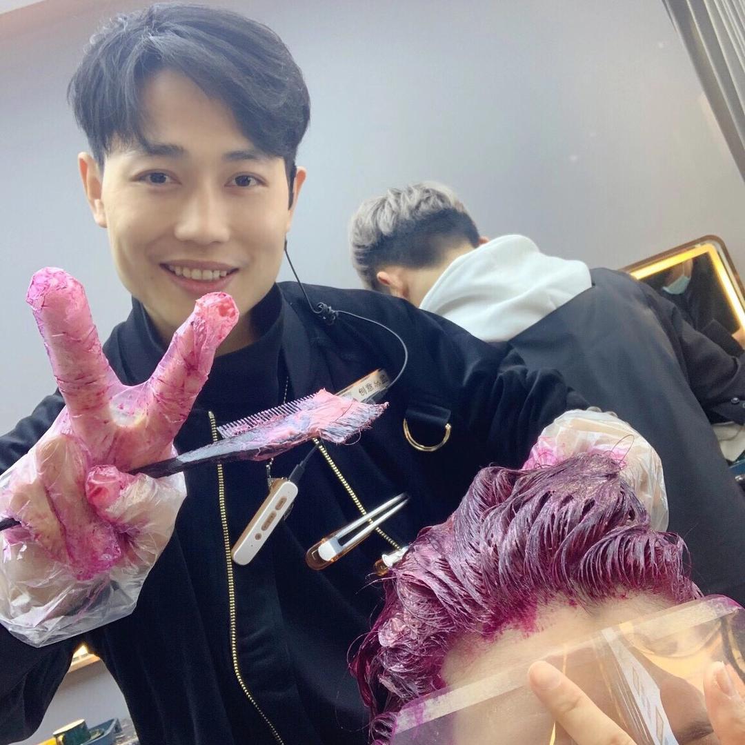 岳阳·天鹰创意总监(汤姆)