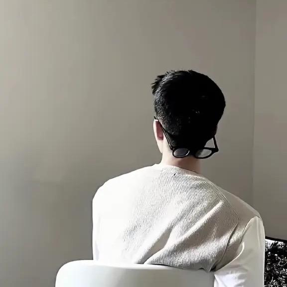 元元陪七七🦋