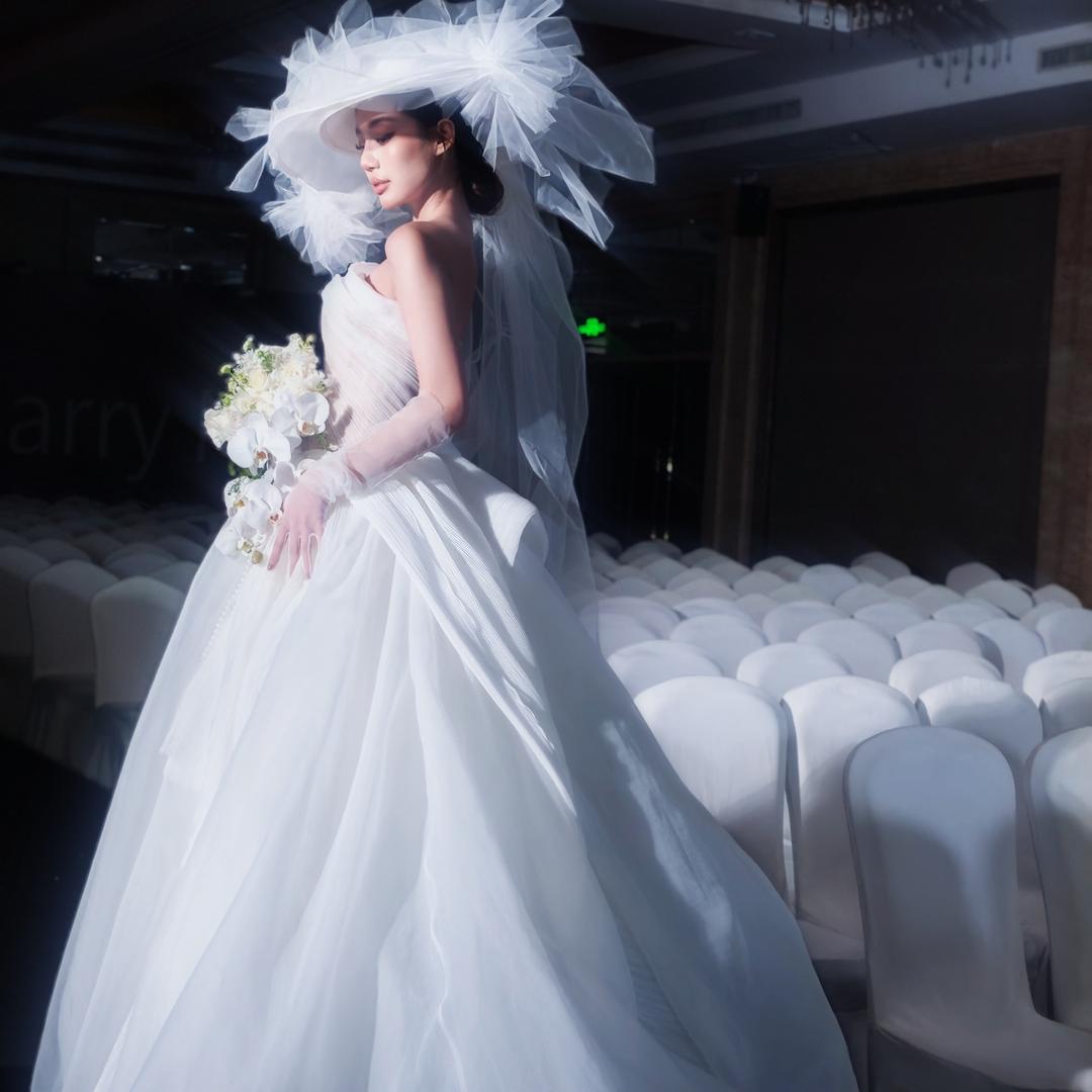 予禧高定婚纱｜秦子老师