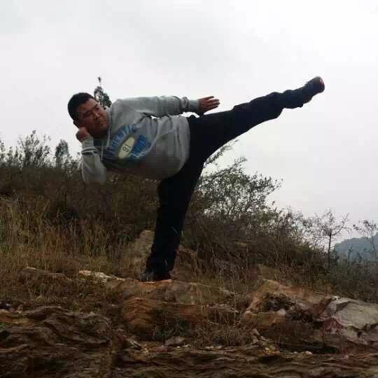 怼你笑纯属礼貌