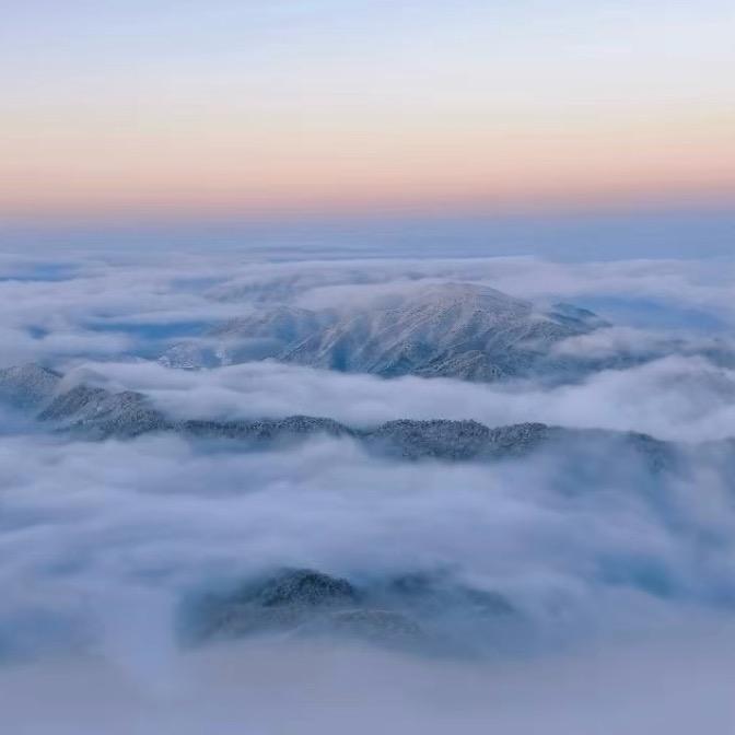 旅行航拍达人阿甲大聪明