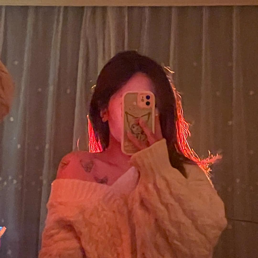 小如很偏执.