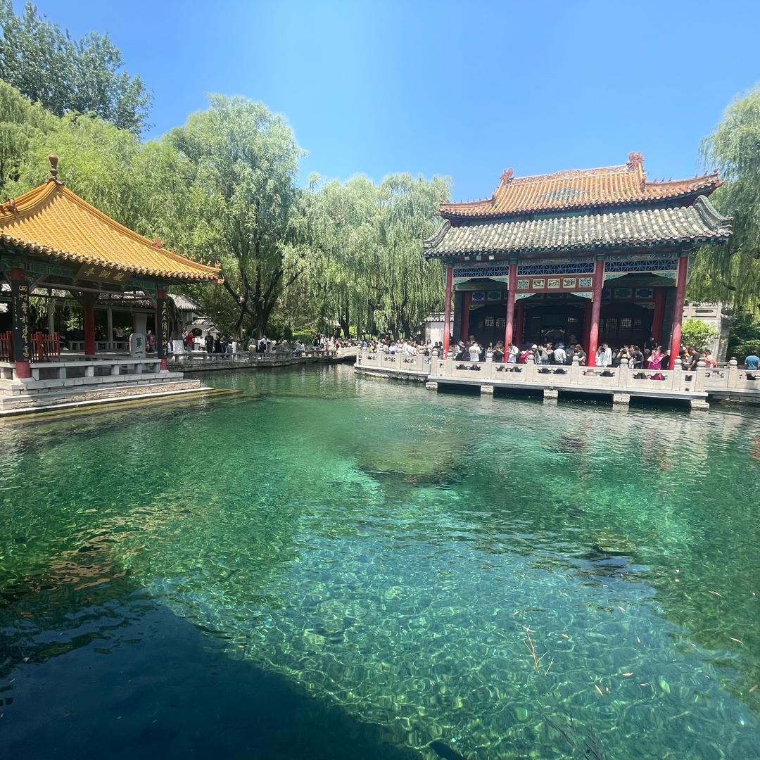 龙泉山庄李宝库
