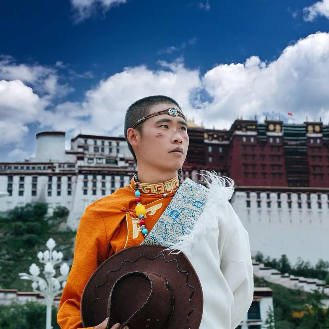 丽姐家的杨先生