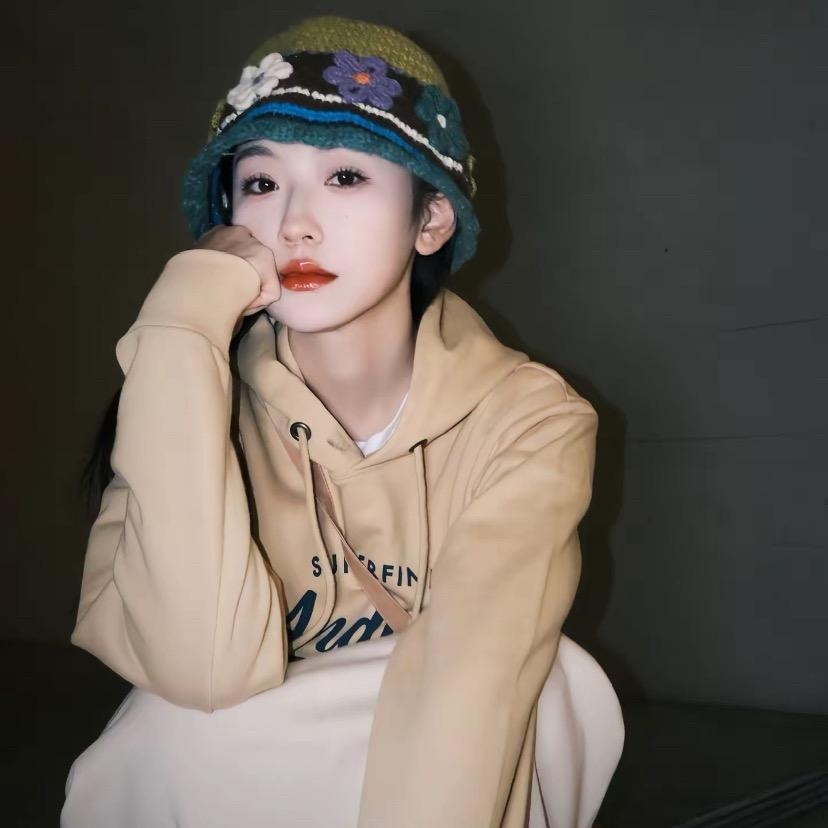 李夢瑤.