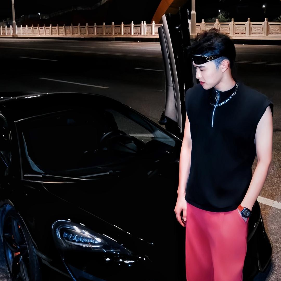 李墨镜🕶️⁷²⁵（格局打开）