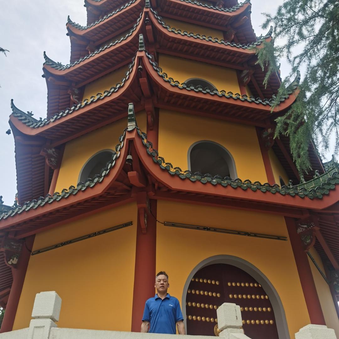 快乐潇洒每一天