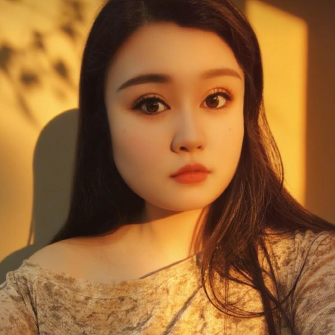 এ᭄小富婆ഒᩚ࿐