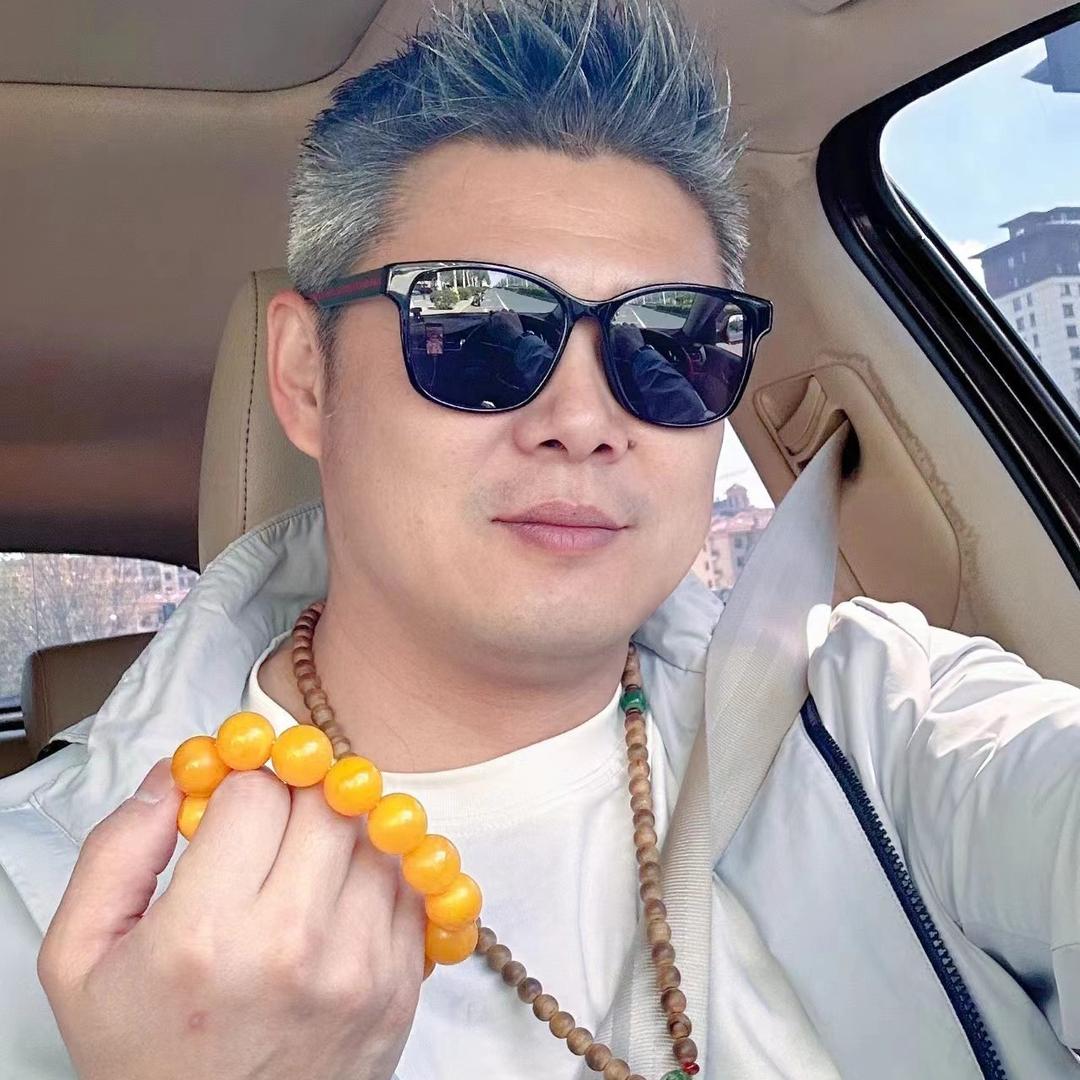 快乐青年
