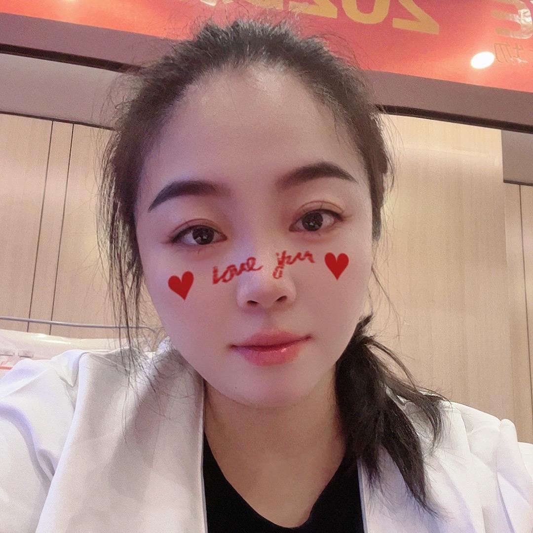 肤因美皮肤管理设计师—丹丹